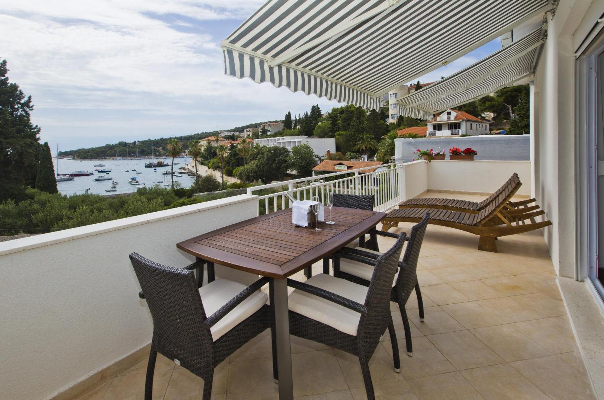 Apartments Grgo Hvar Town Extérieur photo