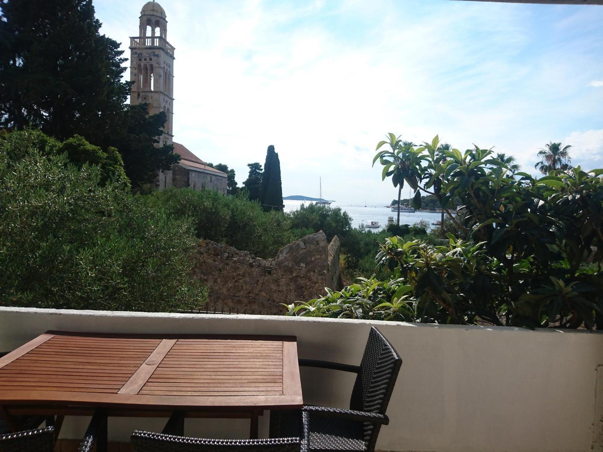 Apartments Grgo Hvar Town Extérieur photo
